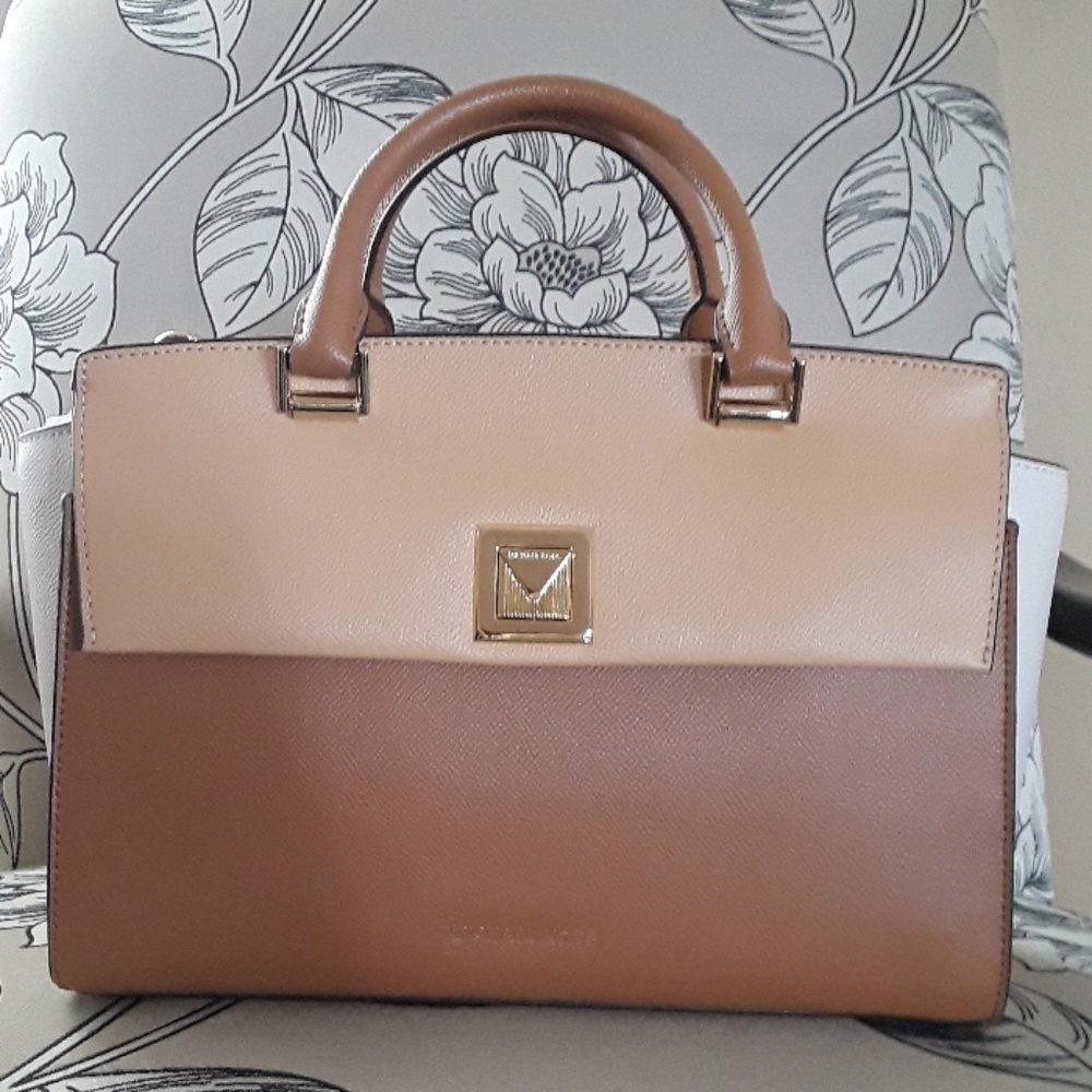 🌸SALE🌸Michael Kors Tricolor Satchel - Picture 4 of 8